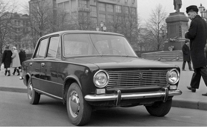 Сколько стоила машина в СССР: розничные и оптовые цены в 70-е гг.